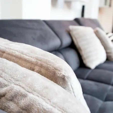 Апартаменты White Lofty Und White *