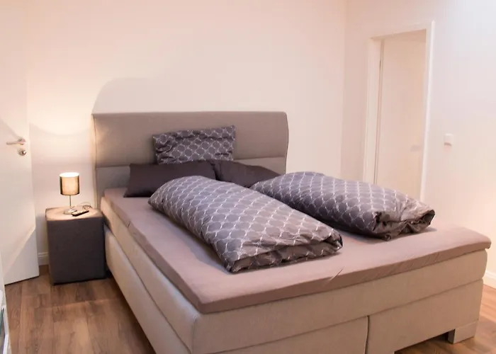 White Lofty Und White * Dusseldorf