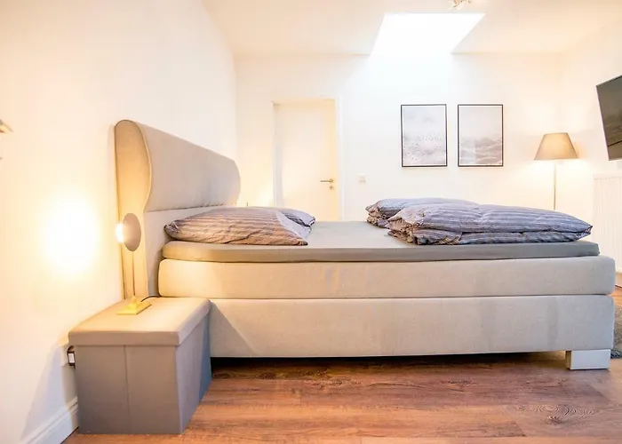 Apartment White Lofty Und White Dusseldorf